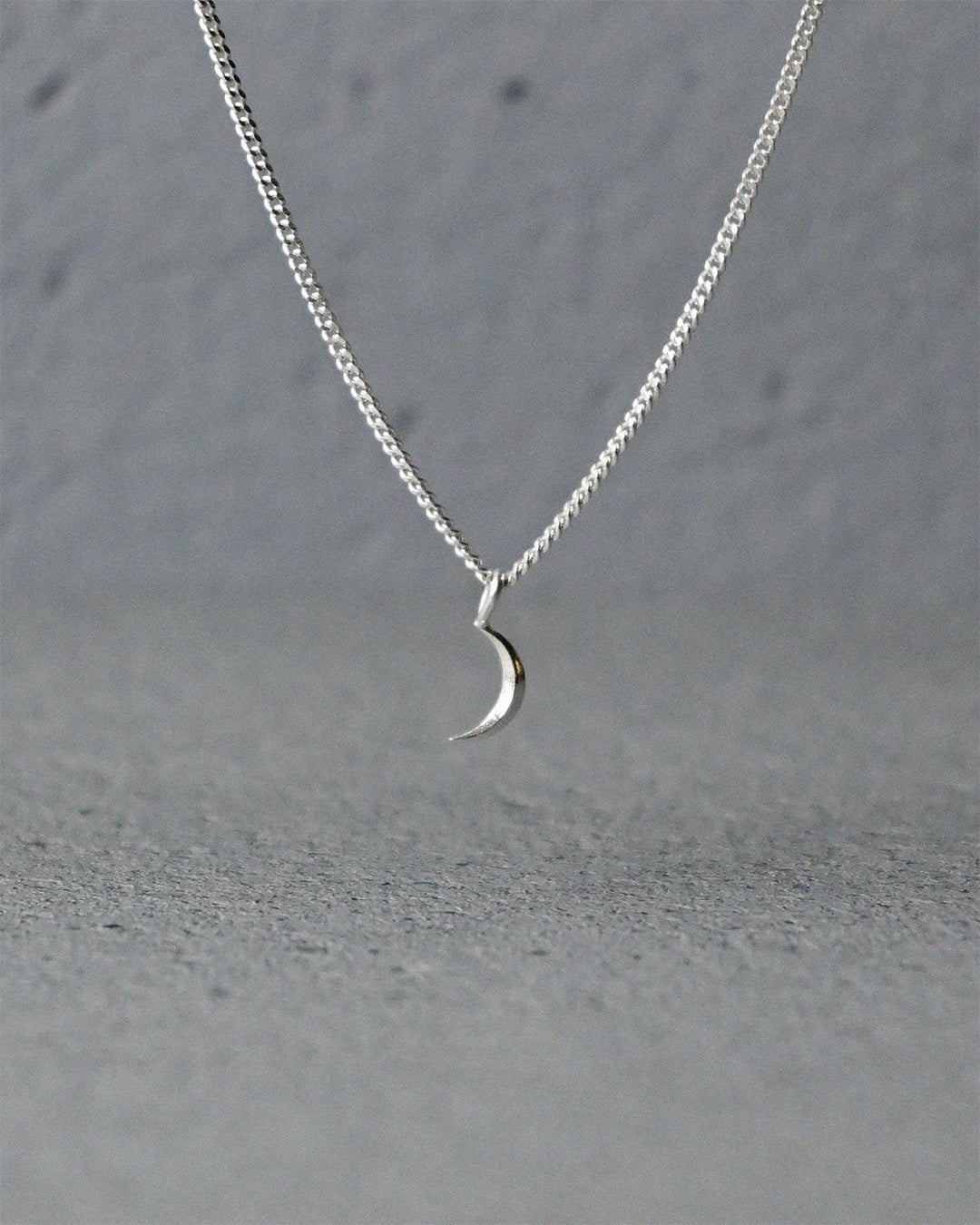 [ 01 Silver] #0104 Moon - Neckless