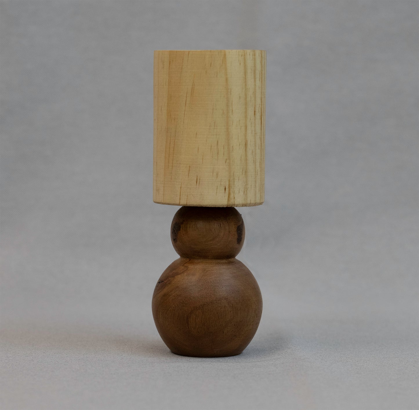 [ 03 Wood ] (C) Tray Pen Stand